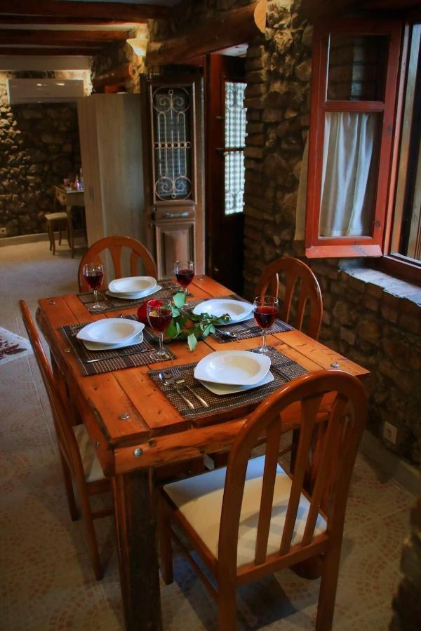 The Stone Suite โมไรตีกา ภายนอก รูปภาพ