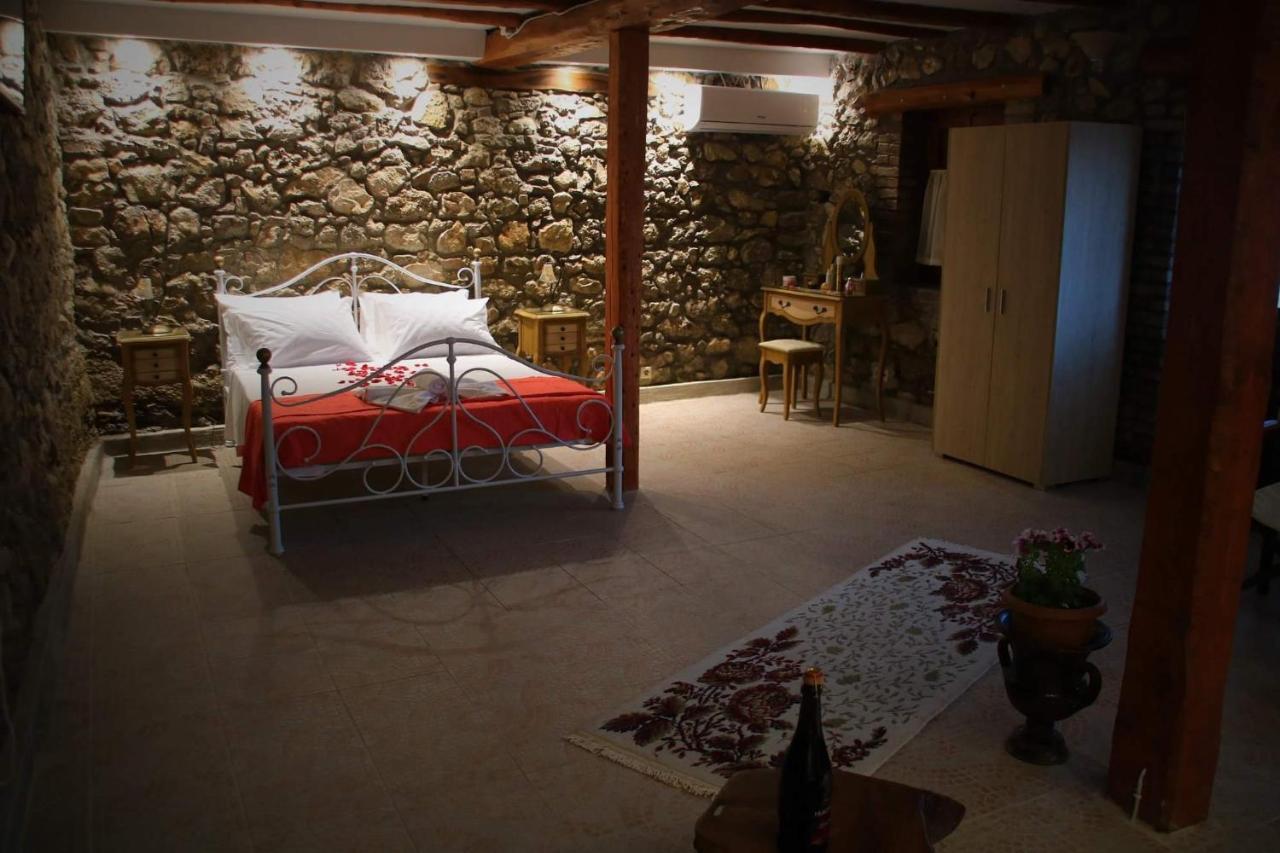 The Stone Suite โมไรตีกา ภายนอก รูปภาพ