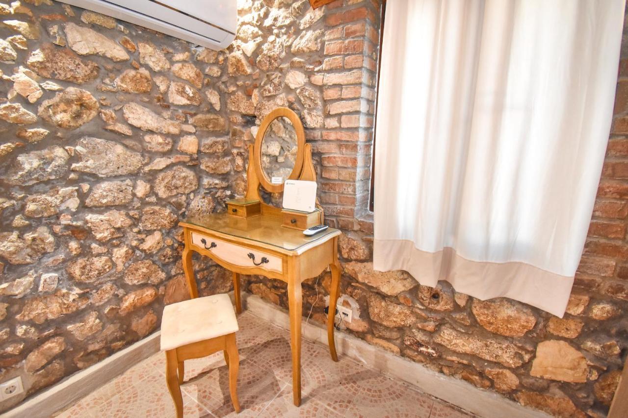 The Stone Suite โมไรตีกา ภายนอก รูปภาพ