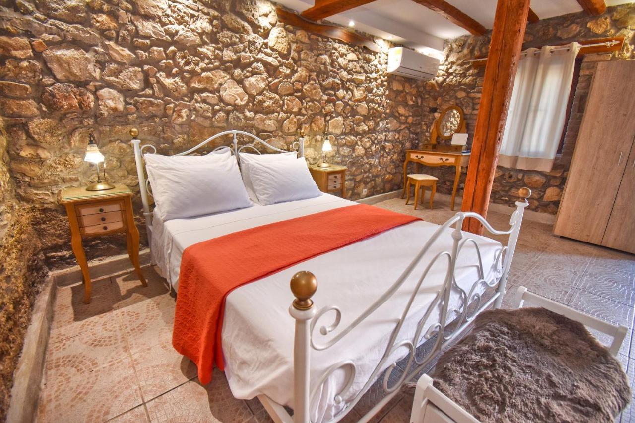 The Stone Suite โมไรตีกา ภายนอก รูปภาพ