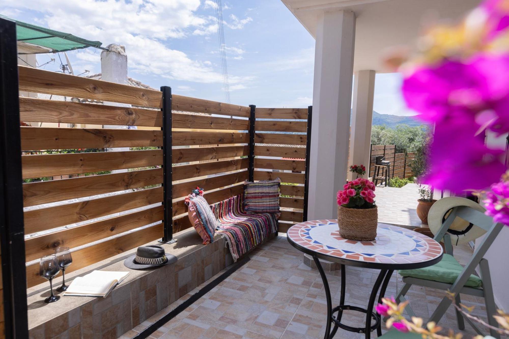 The Stone Suite โมไรตีกา ภายนอก รูปภาพ