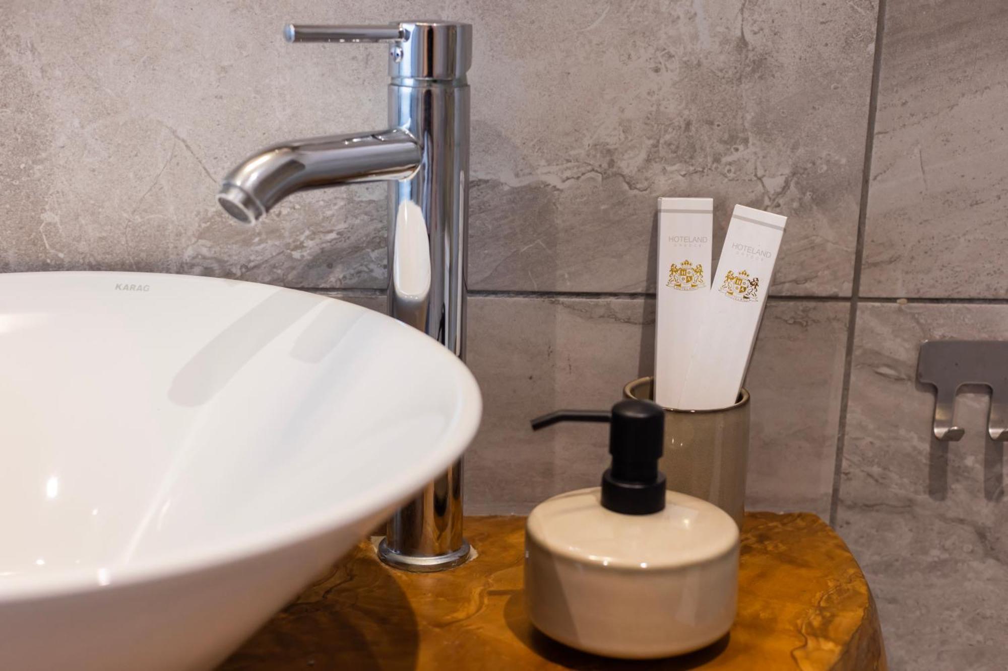 The Stone Suite โมไรตีกา ภายนอก รูปภาพ