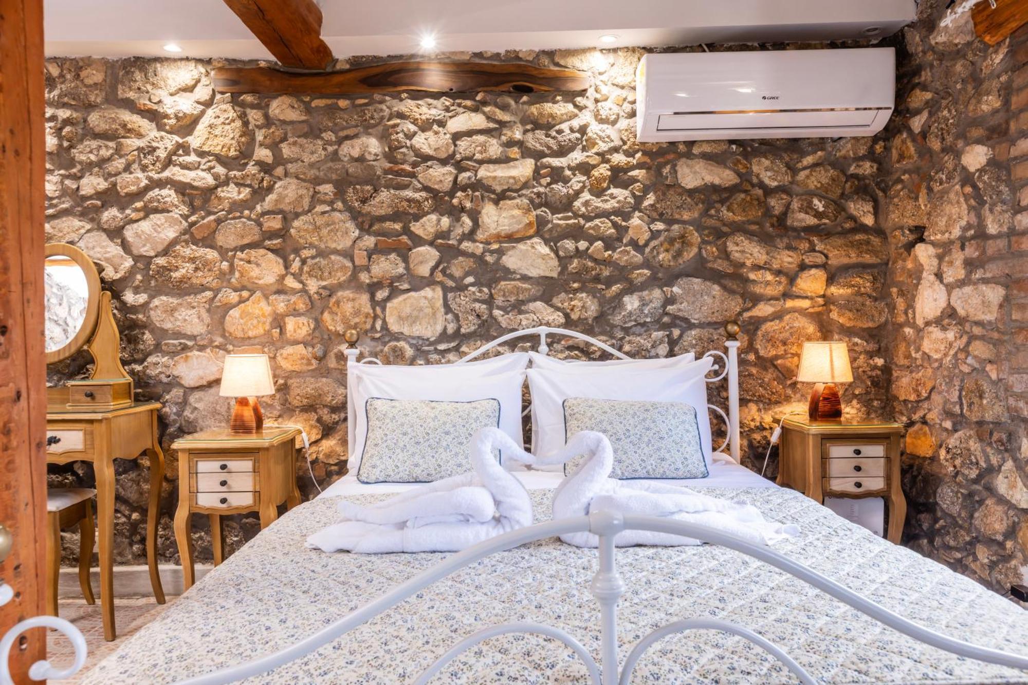 The Stone Suite โมไรตีกา ภายนอก รูปภาพ
